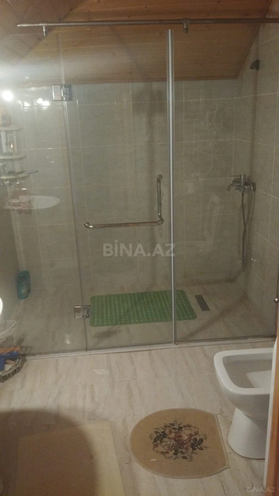 Kirayə verilir 6 otaqlı həyət evi 200 m²