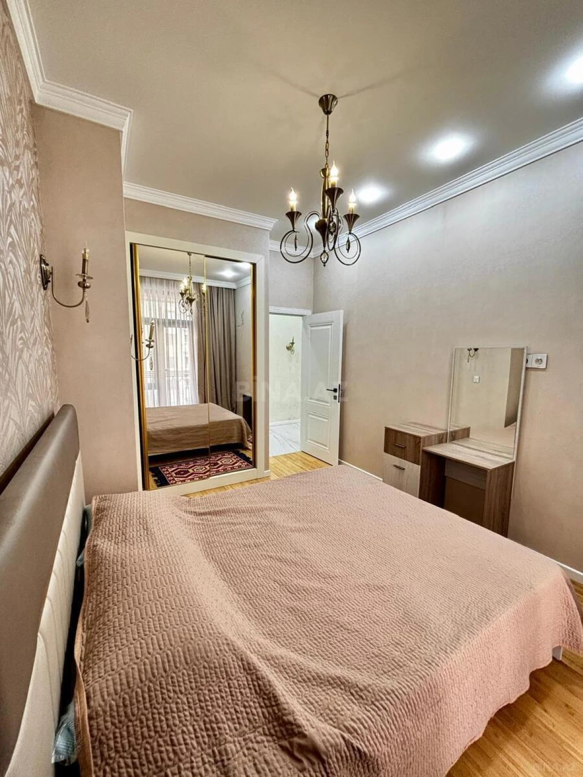 Kirayə verilir 2 otaqlı mənzil 55.7 m²