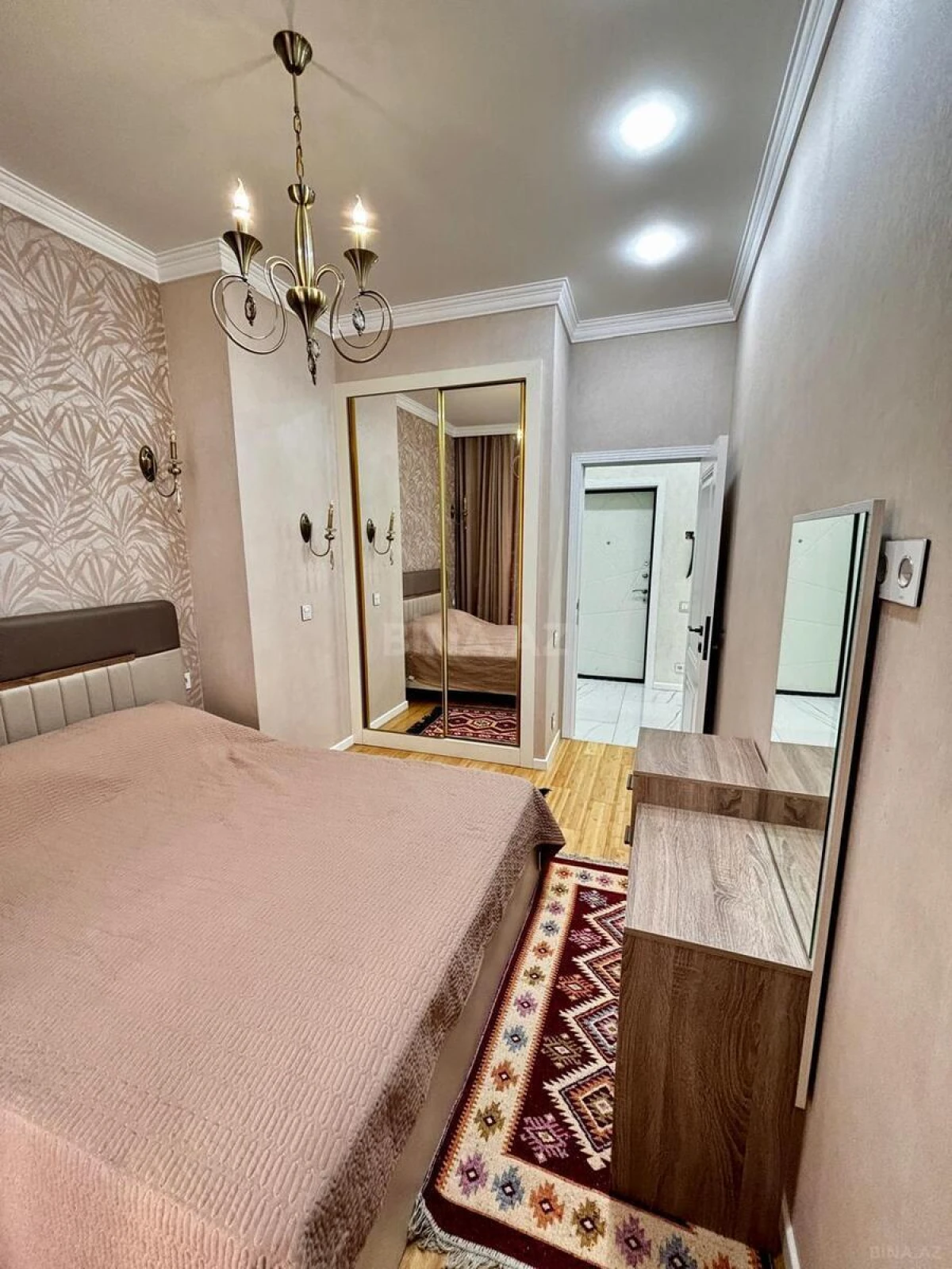 Kirayə verilir 2 otaqlı mənzil 55.7 m²