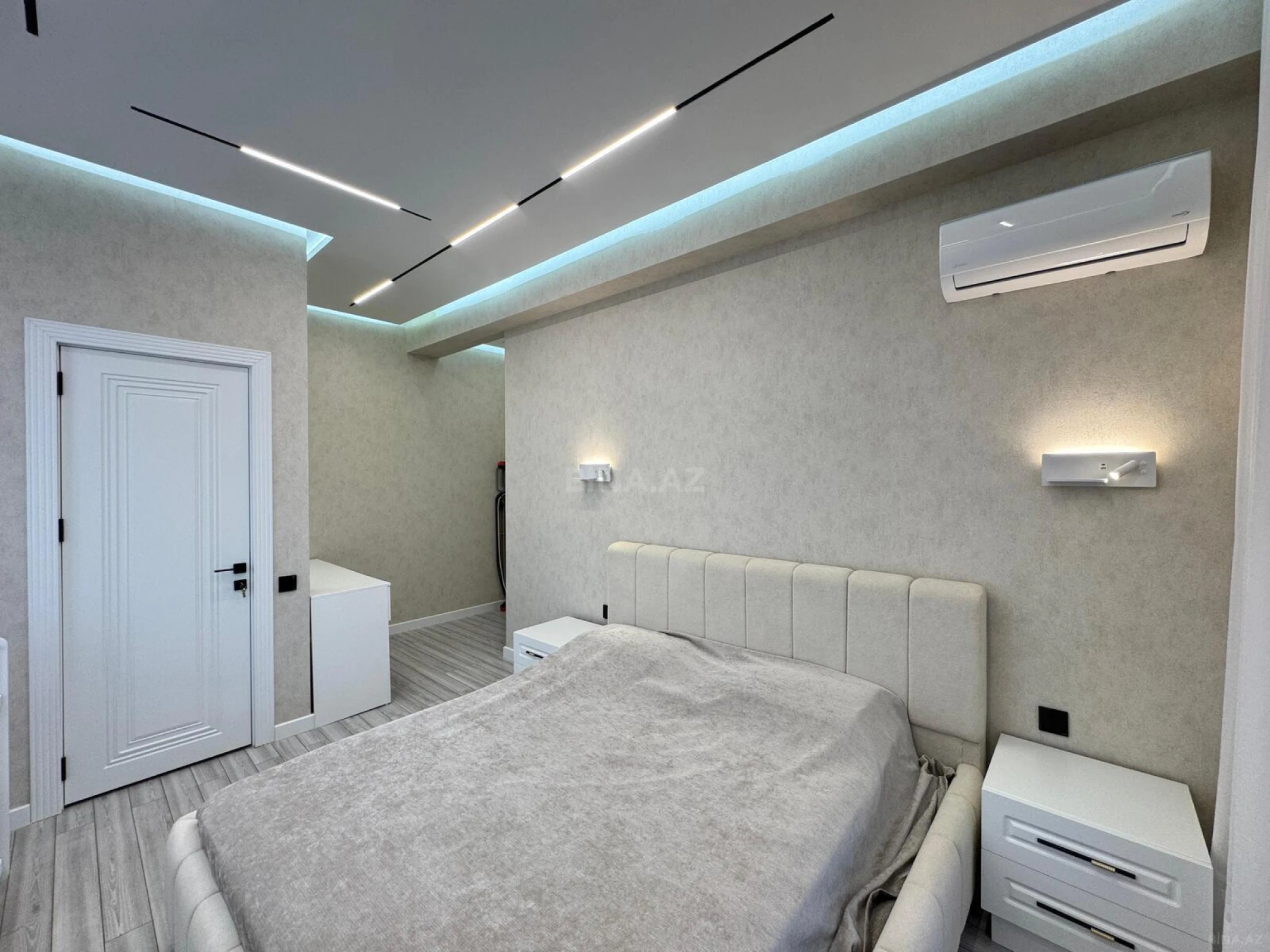 Satılır 3 otaqlı mənzil 110 m²