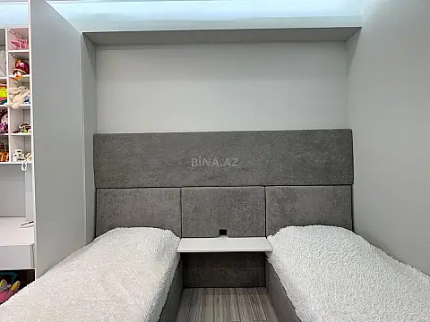 Satılır 3 otaqlı mənzil 110 m²