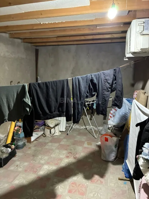 Satılır 5 otaqlı həyət evi 120 m²