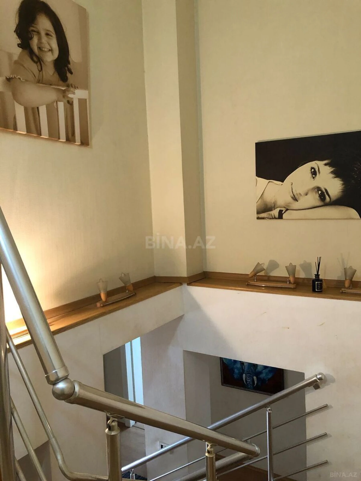 Satılır 6 otaqlı mənzil 433 m²