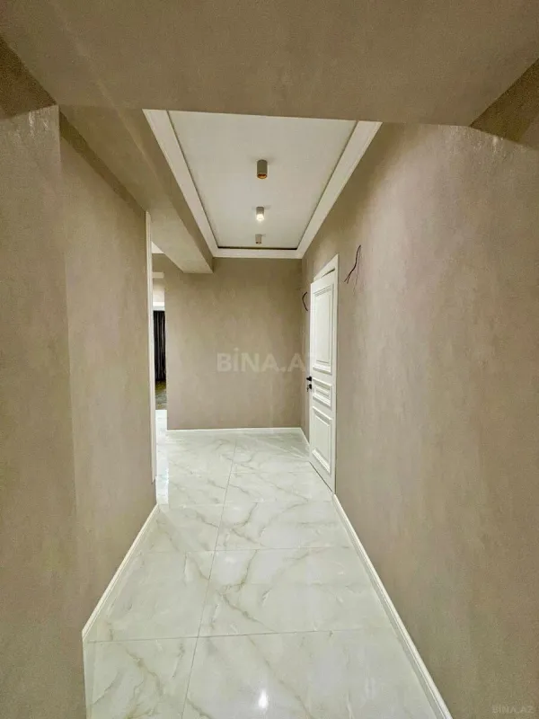 Satılır 3 otaqlı mənzil 101.7 m²