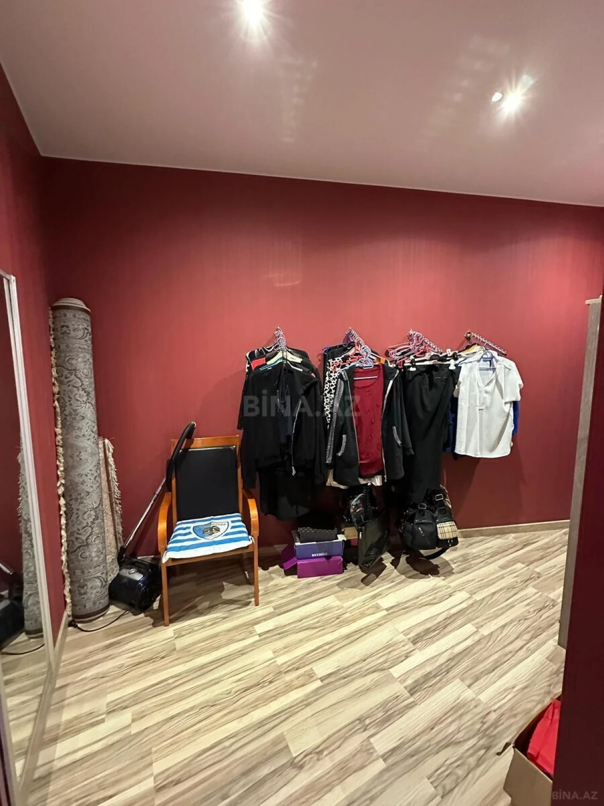 Satılır 7 otaqlı həyət evi 400 m²