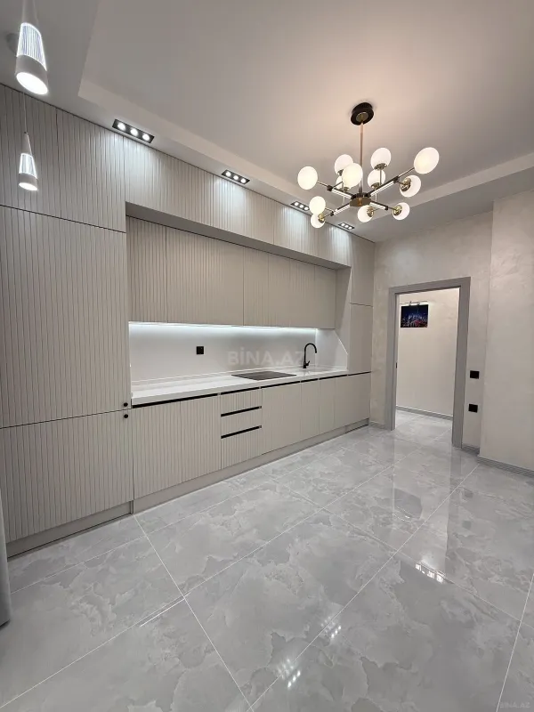 Satılır 2 otaqlı mənzil 80 m²