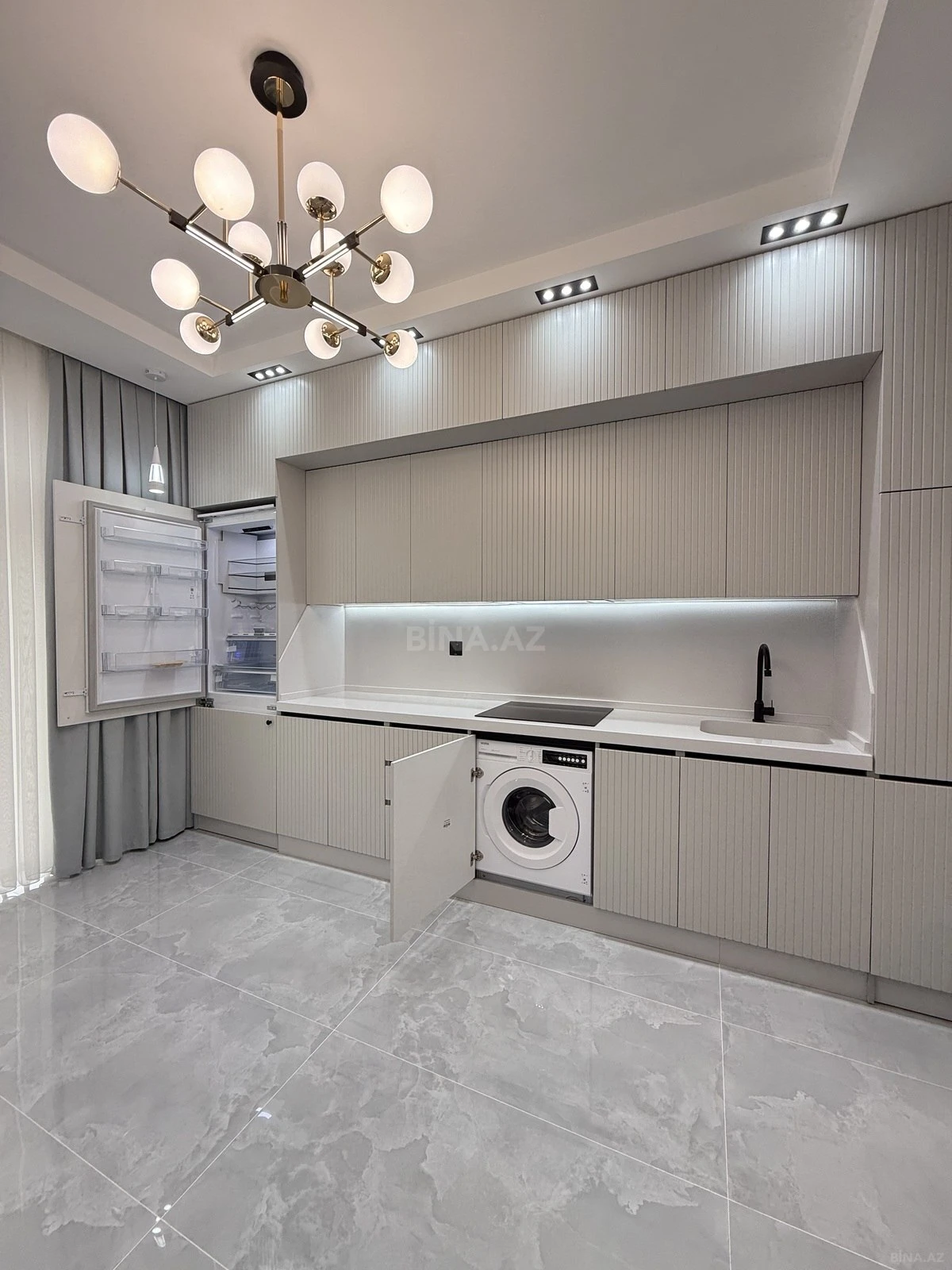 Satılır 2 otaqlı mənzil 80 m²