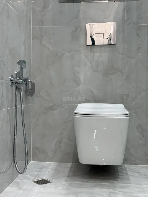 Satılır 2 otaqlı mənzil 80 m²