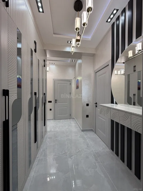 Satılır 2 otaqlı mənzil 80 m²