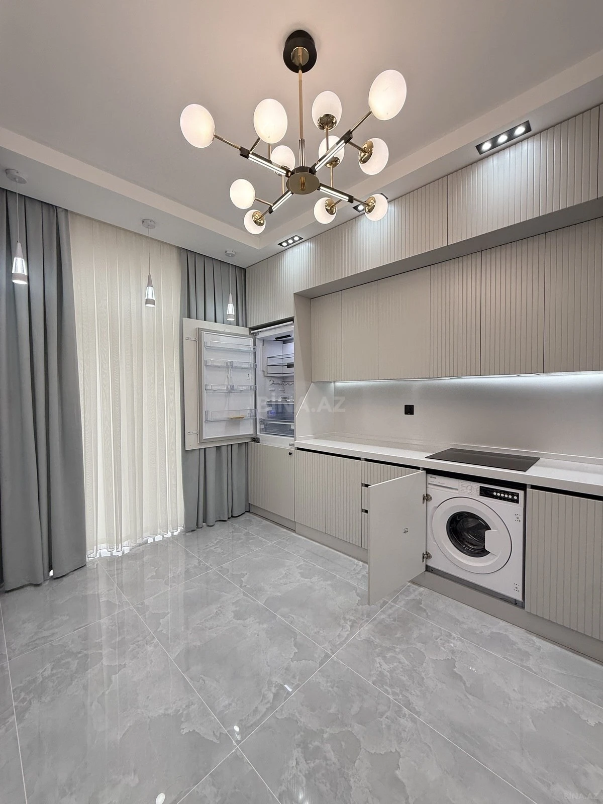 Satılır 2 otaqlı mənzil 80 m²