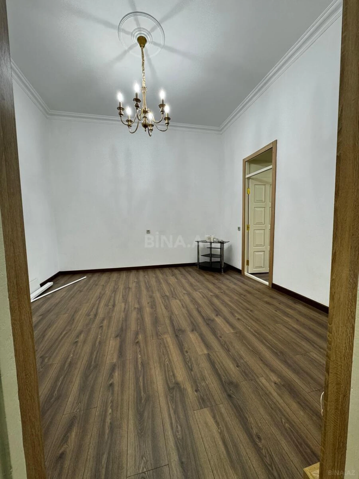 Kirayə verilir 3 otaqlı ofis 90 m²