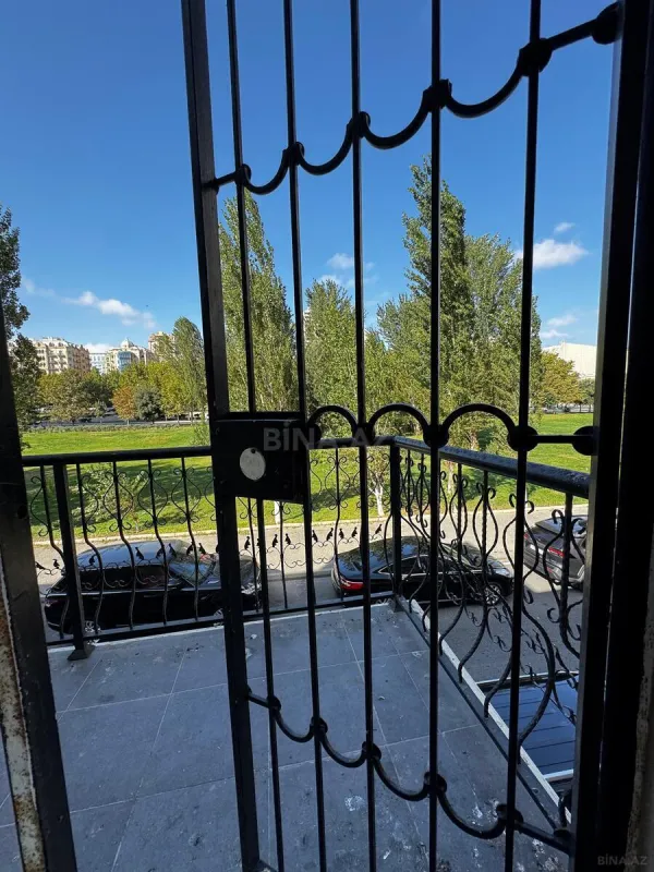 Kirayə verilir 3 otaqlı ofis 90 m²