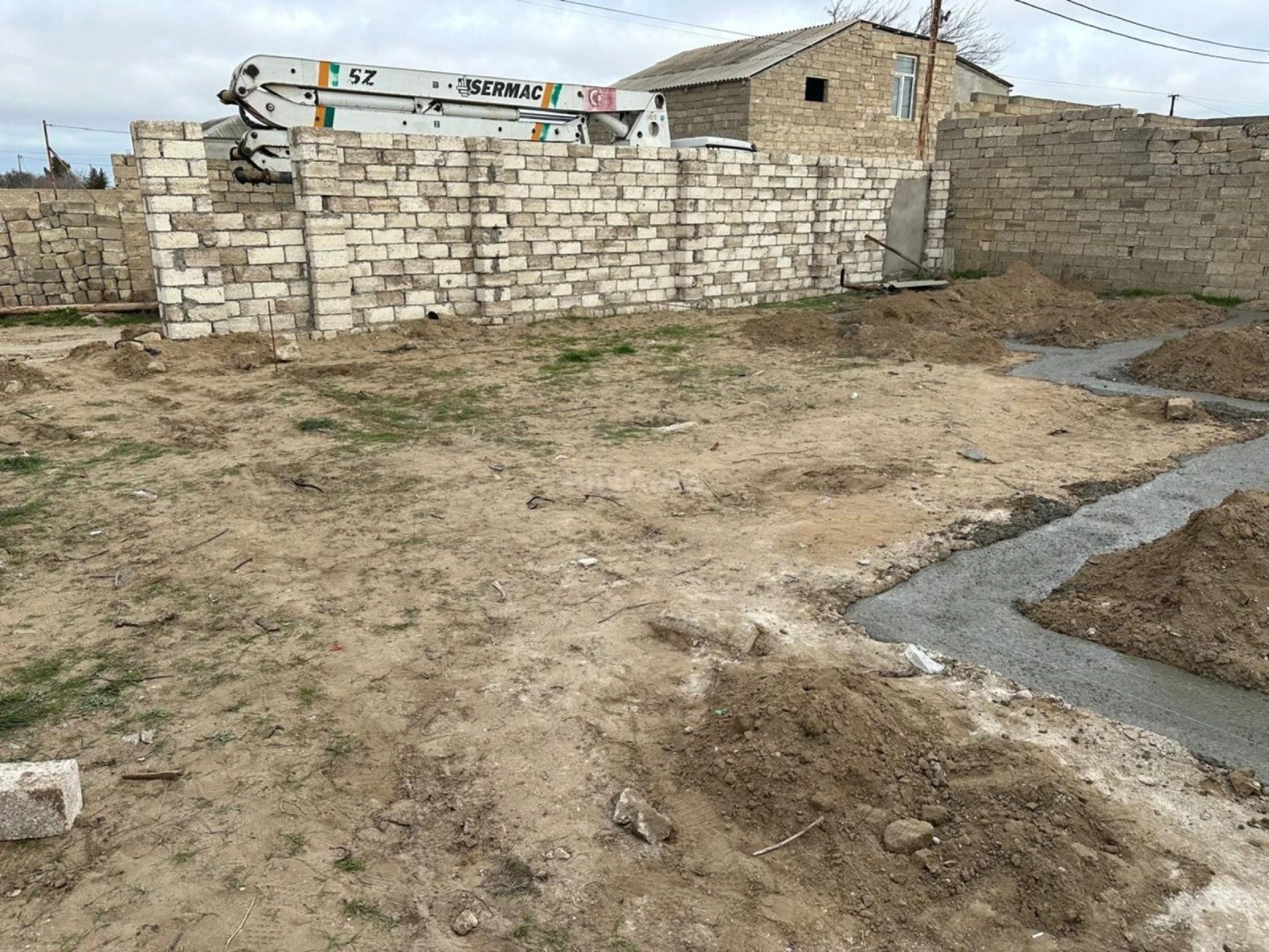 Satılır torpaq sahəsi 3 m²