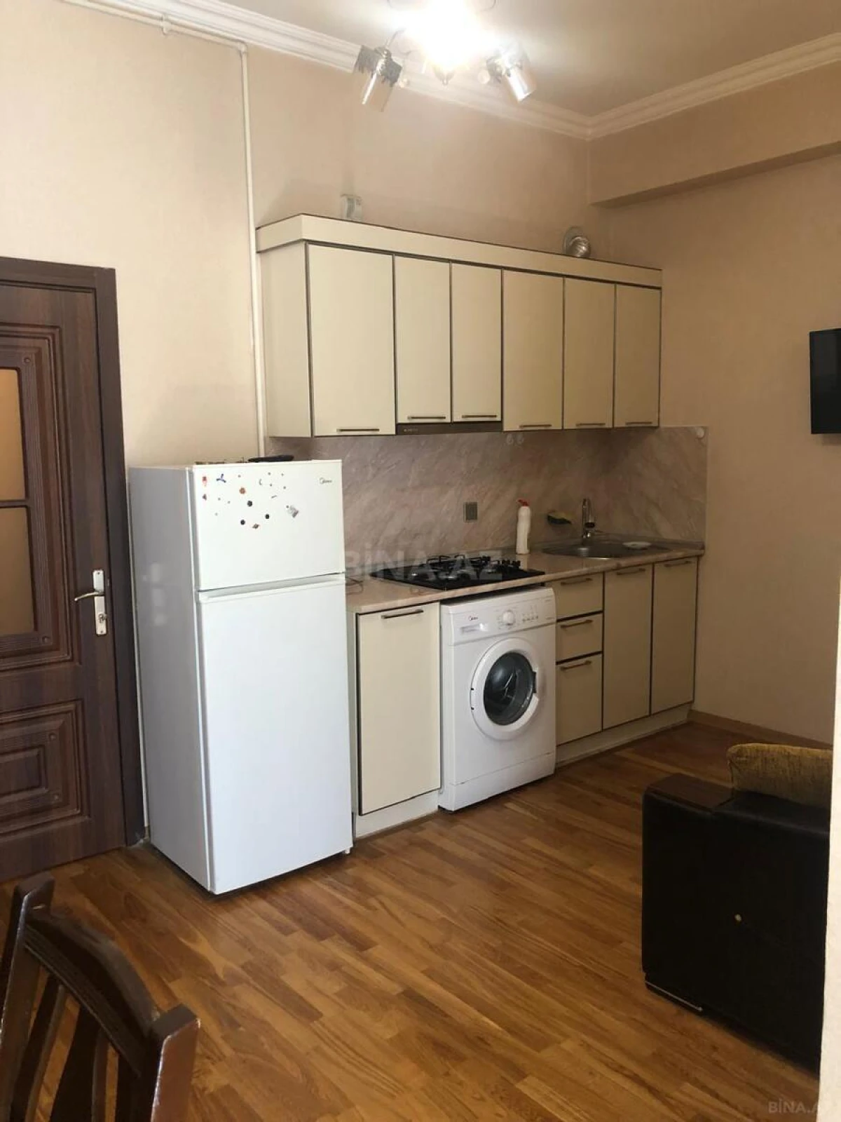 Kirayə verilir 2 otaqlı mənzil 38 m²