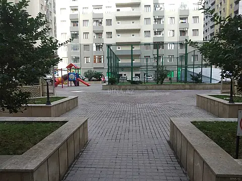 Kirayə verilir 2 otaqlı mənzil 38 m²