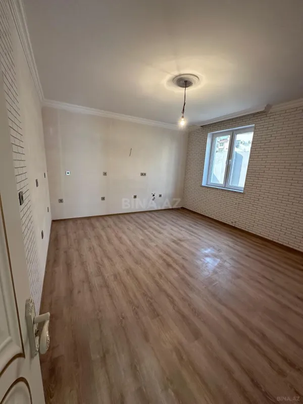 Satılır 5 otaqlı həyət evi 157 m²