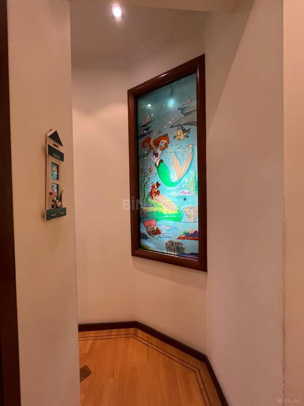 Satılır 4 otaqlı mənzil 120 m²