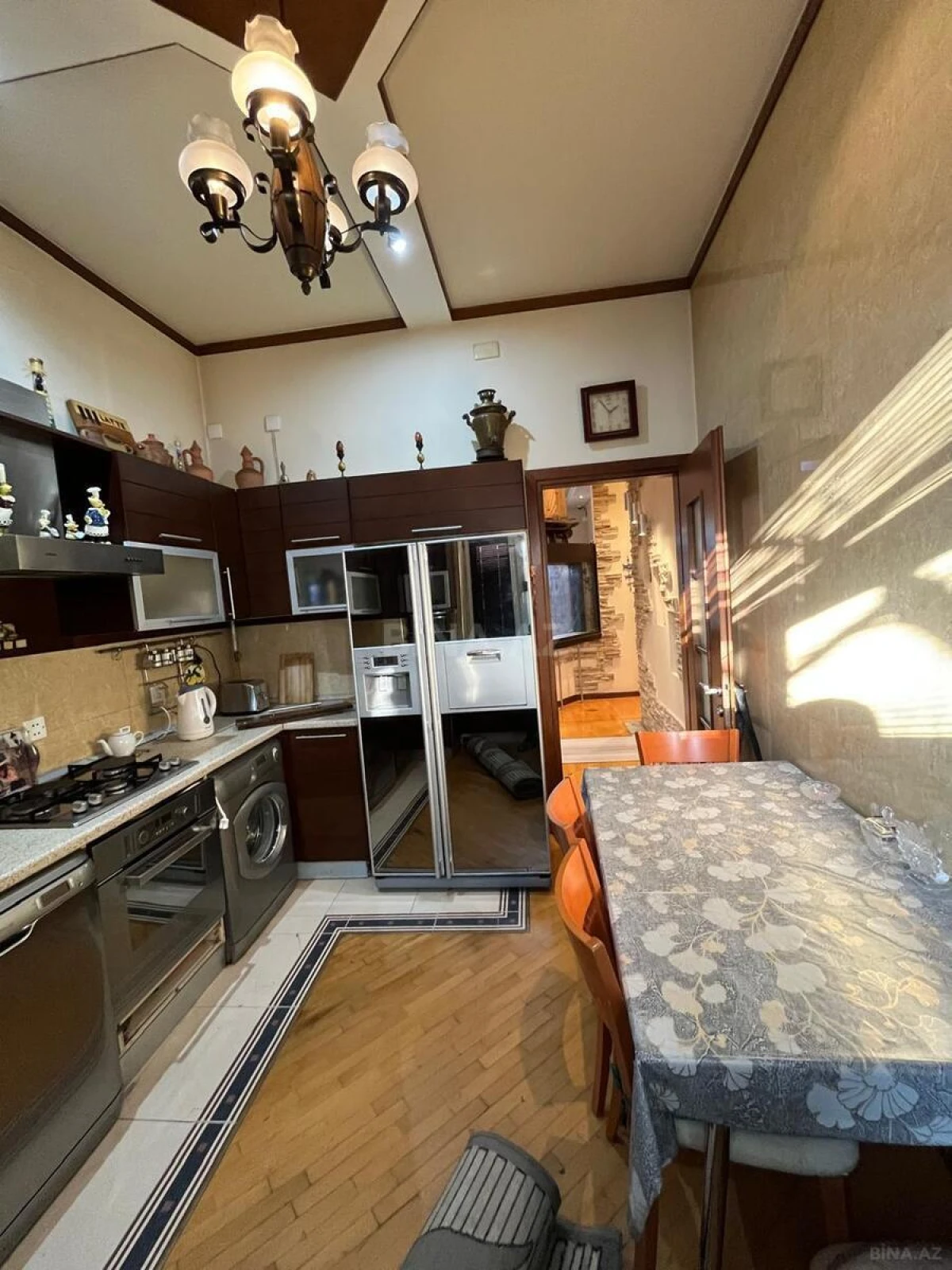 Satılır 4 otaqlı mənzil 120 m²