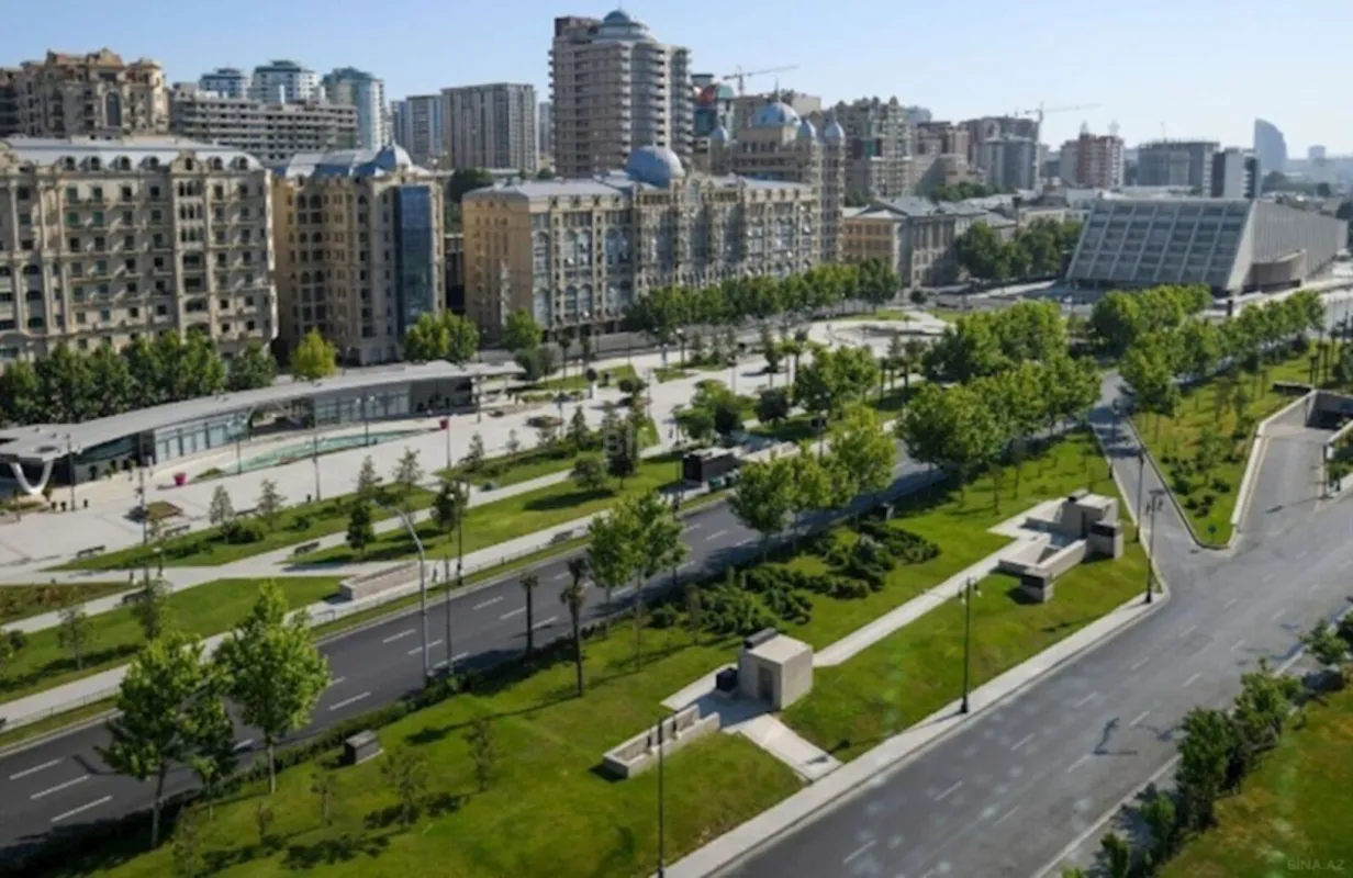 Satılır 3 otaqlı mənzil 117.7 m²