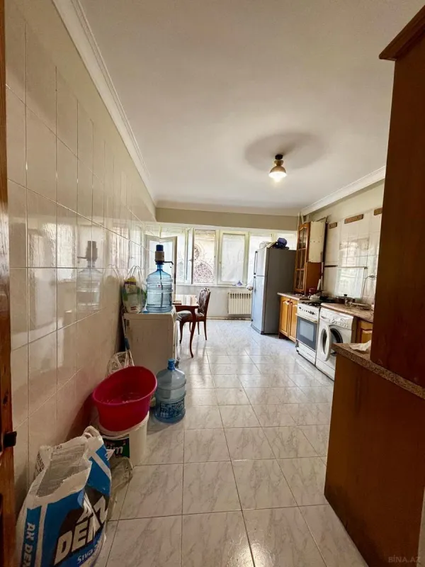 Satılır 3 otaqlı mənzil 117.7 m²