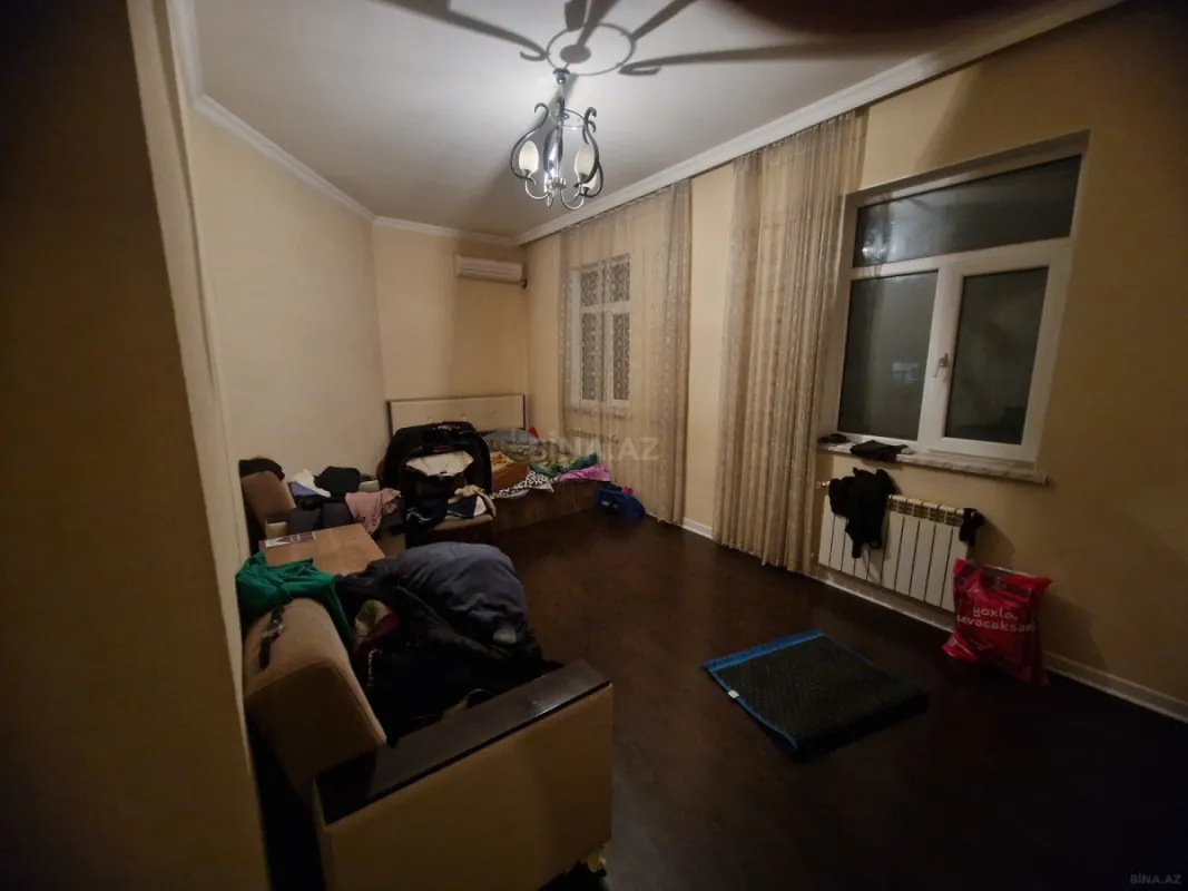 Kirayə verilir 2 otaqlı mənzil 80 m²