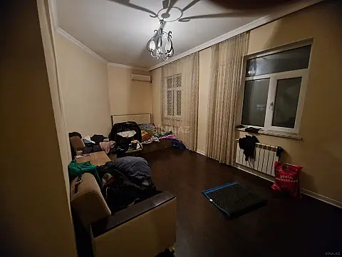 Kirayə verilir 2 otaqlı mənzil 80 m²