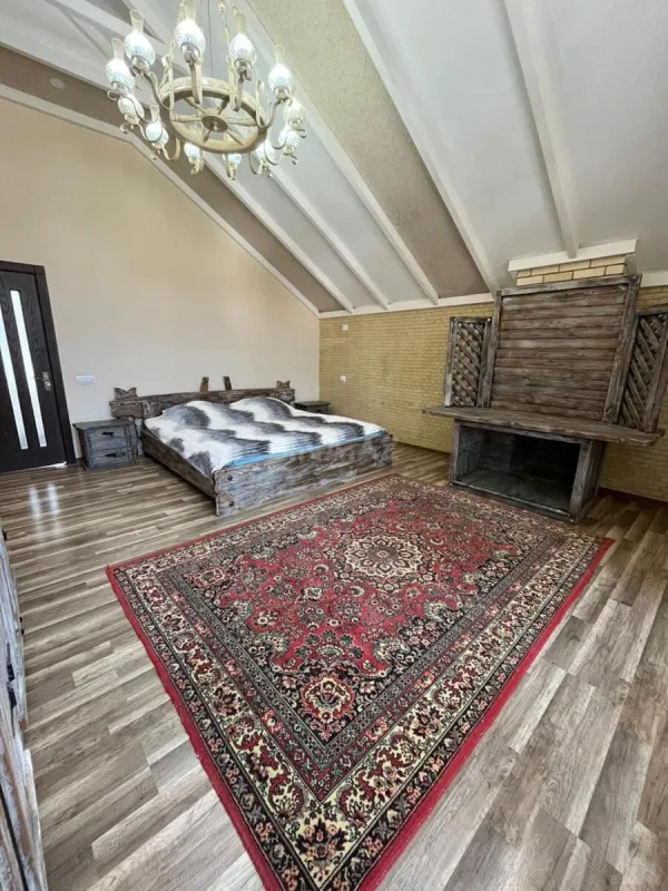 Satılır 7 otaqlı həyət evi 400 m²