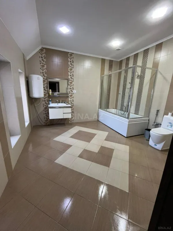 Satılır 7 otaqlı həyət evi 400 m²