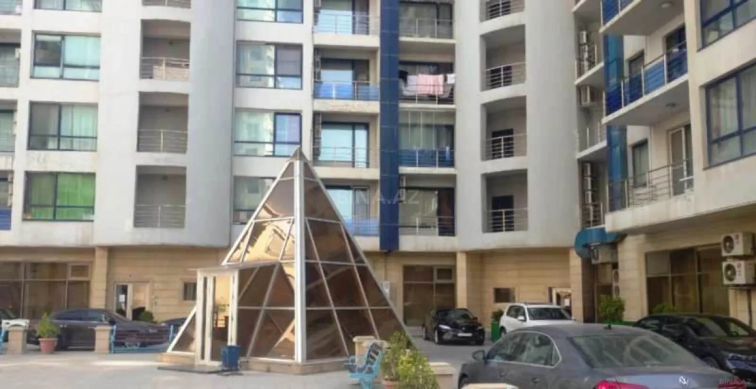 Satılır 3 otaqlı mənzil 160 m²