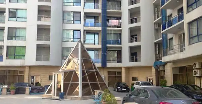 Satılır 3 otaqlı mənzil 160 m²