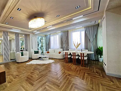 Satılır 4 otaqlı mənzil 186 m² — Bakı 4 otaq 186.00 m²