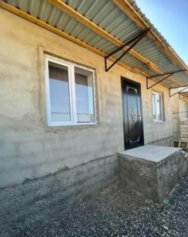 Kirayə verilir 3 otaqlı həyət evi 102 m²