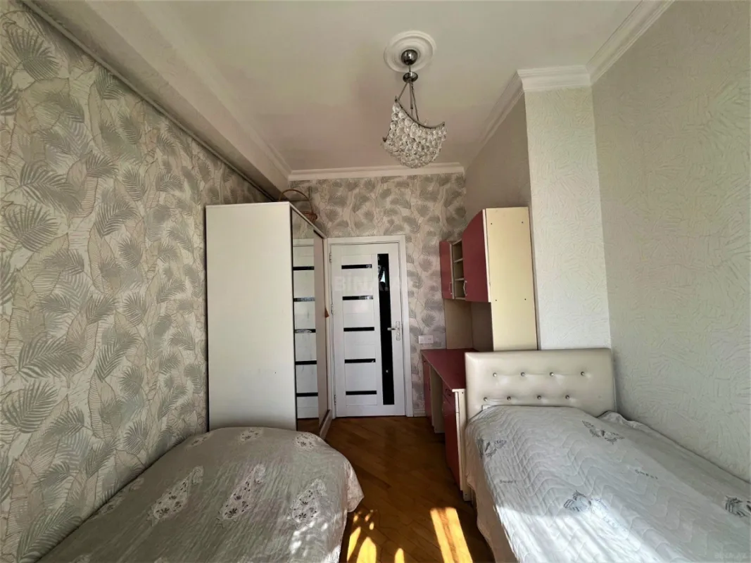 Kirayə verilir 3 otaqlı mənzil 90 m²