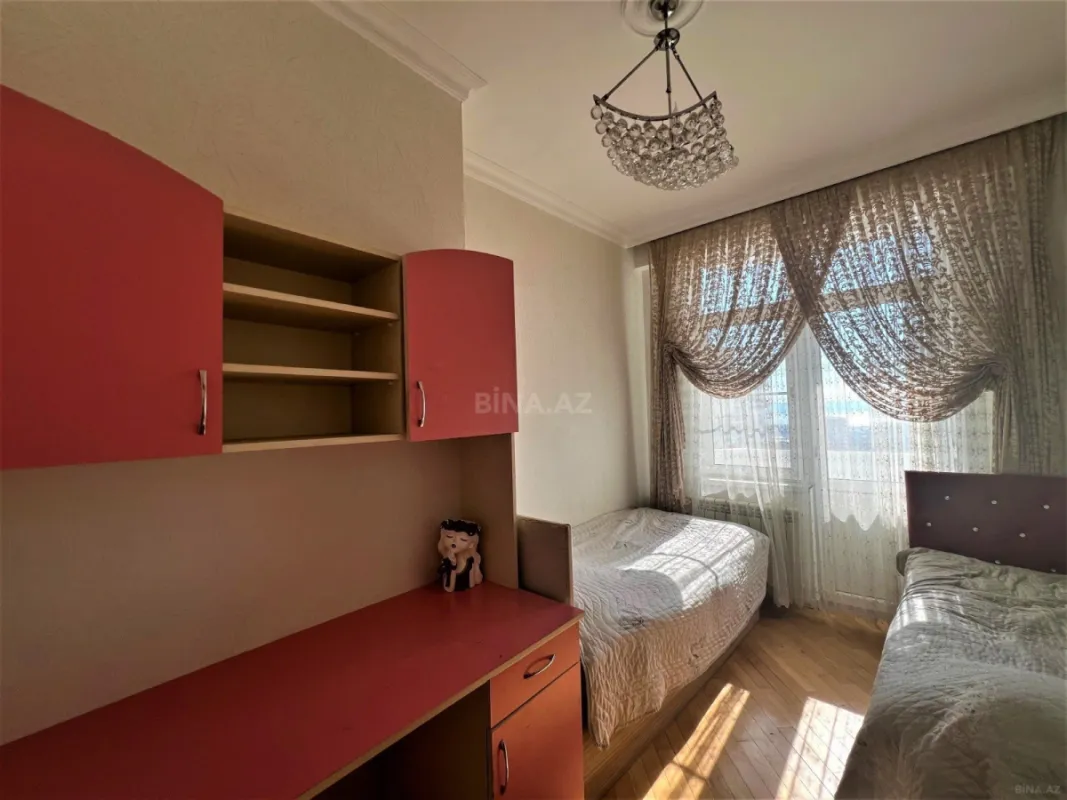 Kirayə verilir 3 otaqlı mənzil 90 m²