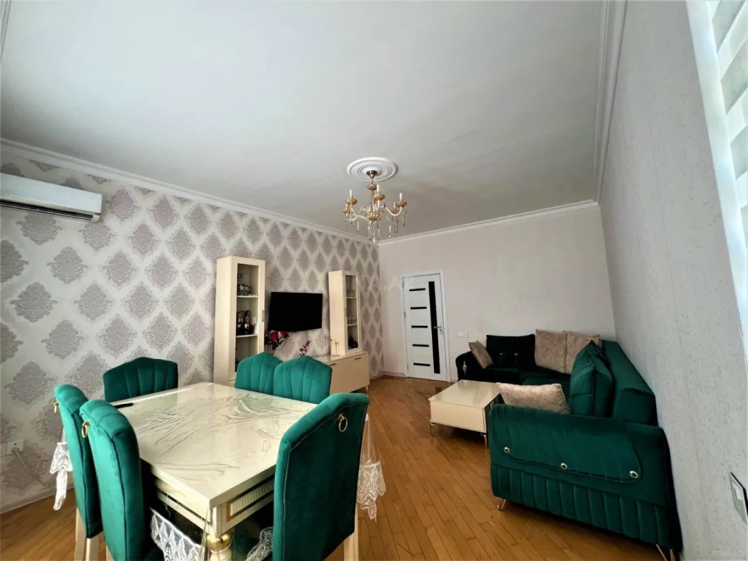 Kirayə verilir 3 otaqlı mənzil 90 m²