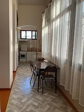 Kirayə verilir 2 otaqlı mənzil 55 m²