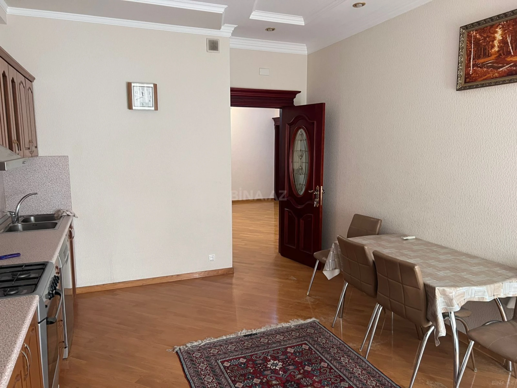 Satılır 3 otaqlı mənzil 170 m²