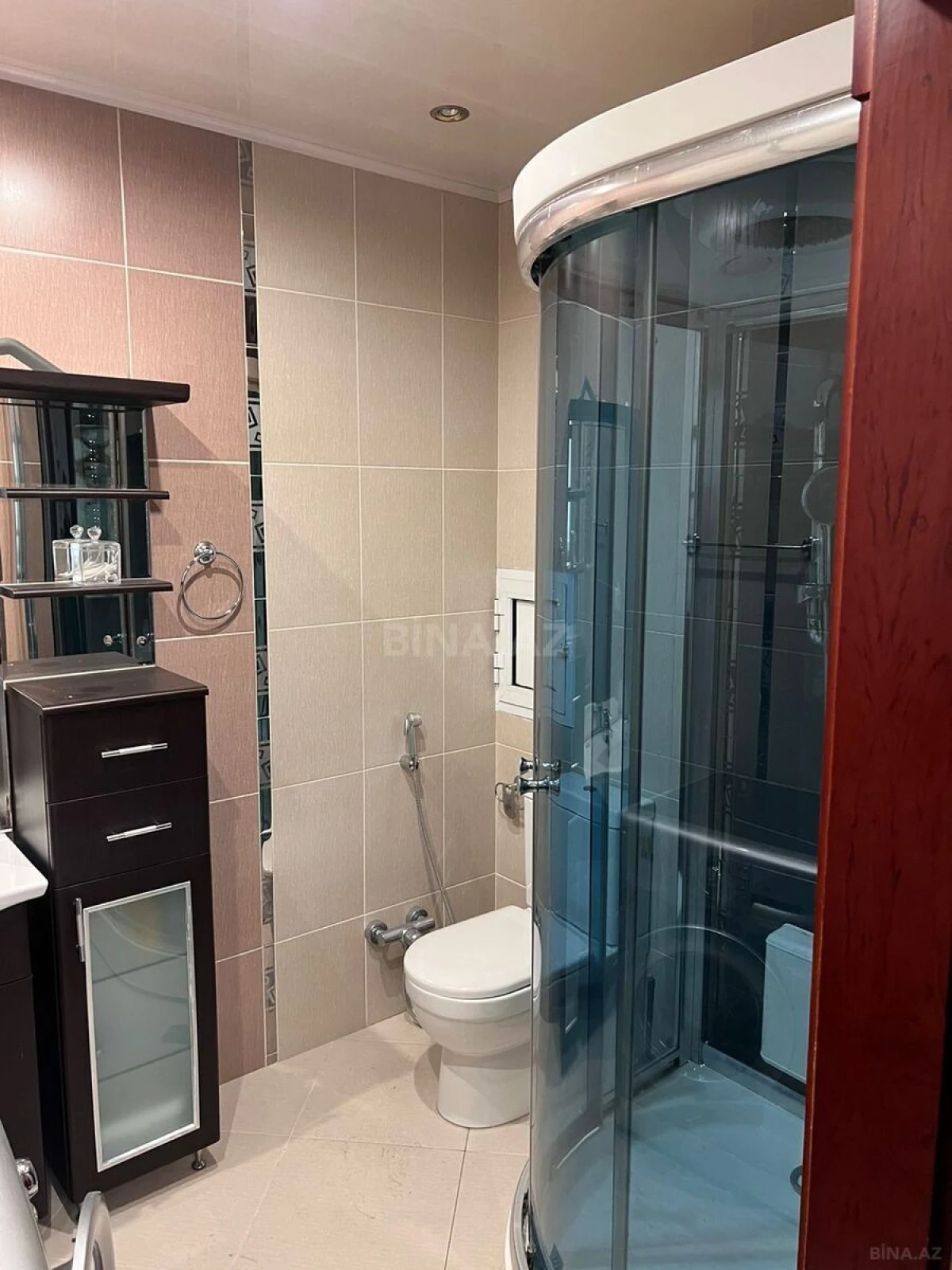 Satılır 3 otaqlı mənzil 170 m²