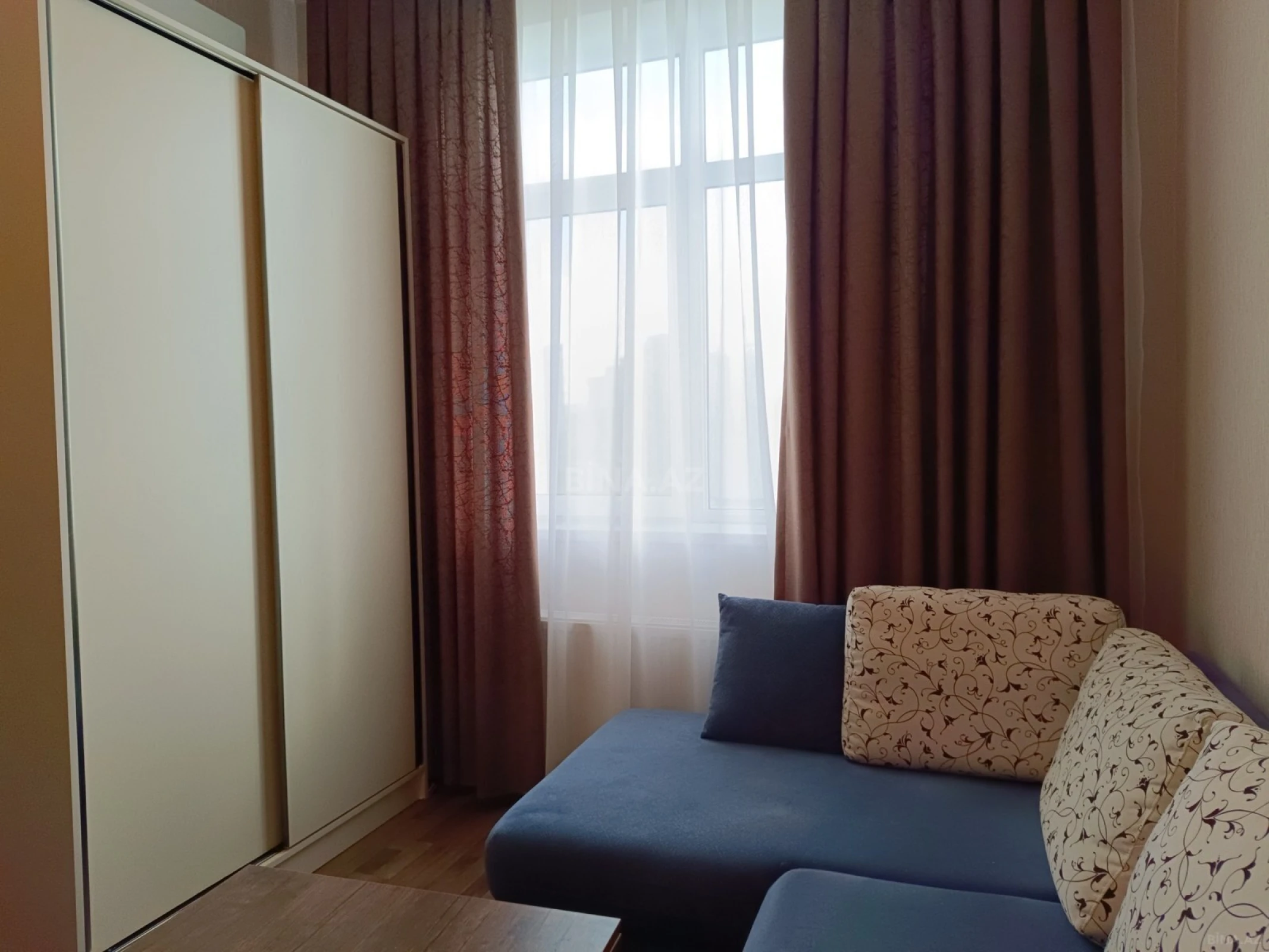 Satılır 1 otaqlı mənzil 45 m²