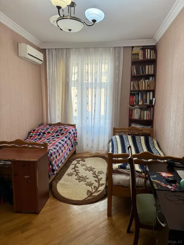 Kirayə verilir 3 otaqlı mənzil 107 m²