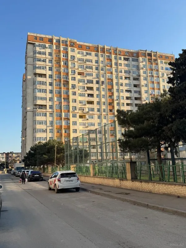 Kirayə verilir 3 otaqlı mənzil 107 m²