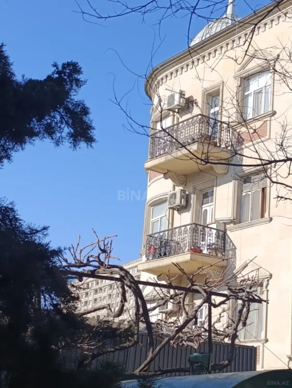 Satılır 2 otaqlı mənzil 54 m²