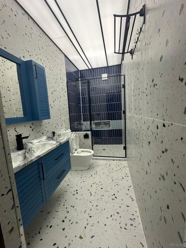 Satılır 3 otaqlı mənzil 120 m²