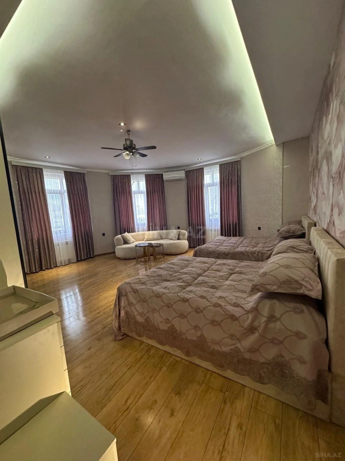 Satılır 3 otaqlı mənzil 120 m²