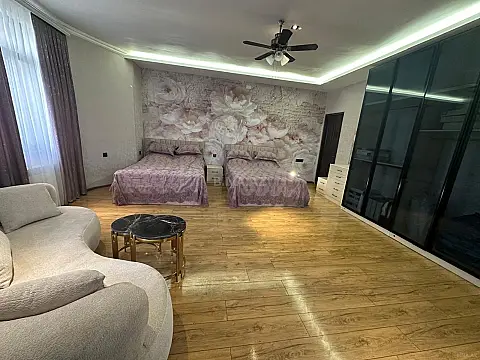 Satılır 3 otaqlı mənzil 120 m²