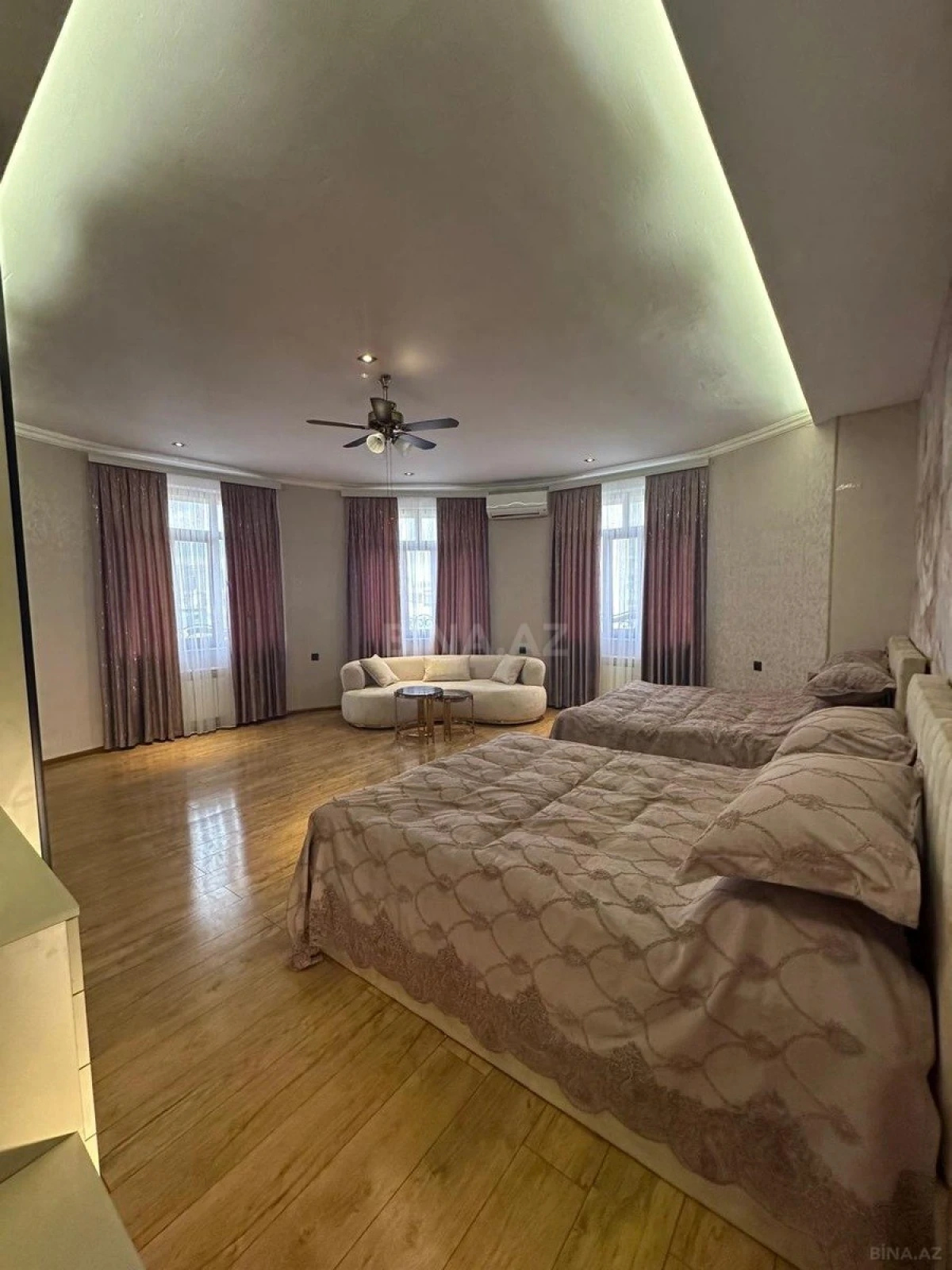 Satılır 3 otaqlı mənzil 120 m²