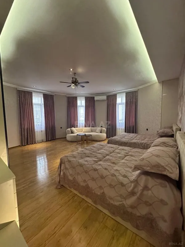 Satılır 3 otaqlı mənzil 120 m²