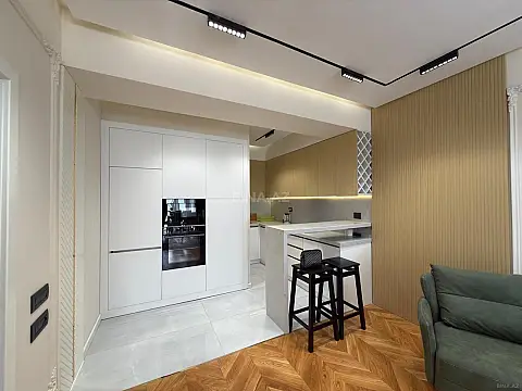 Kirayə verilir 2 otaqlı mənzil 75 m²