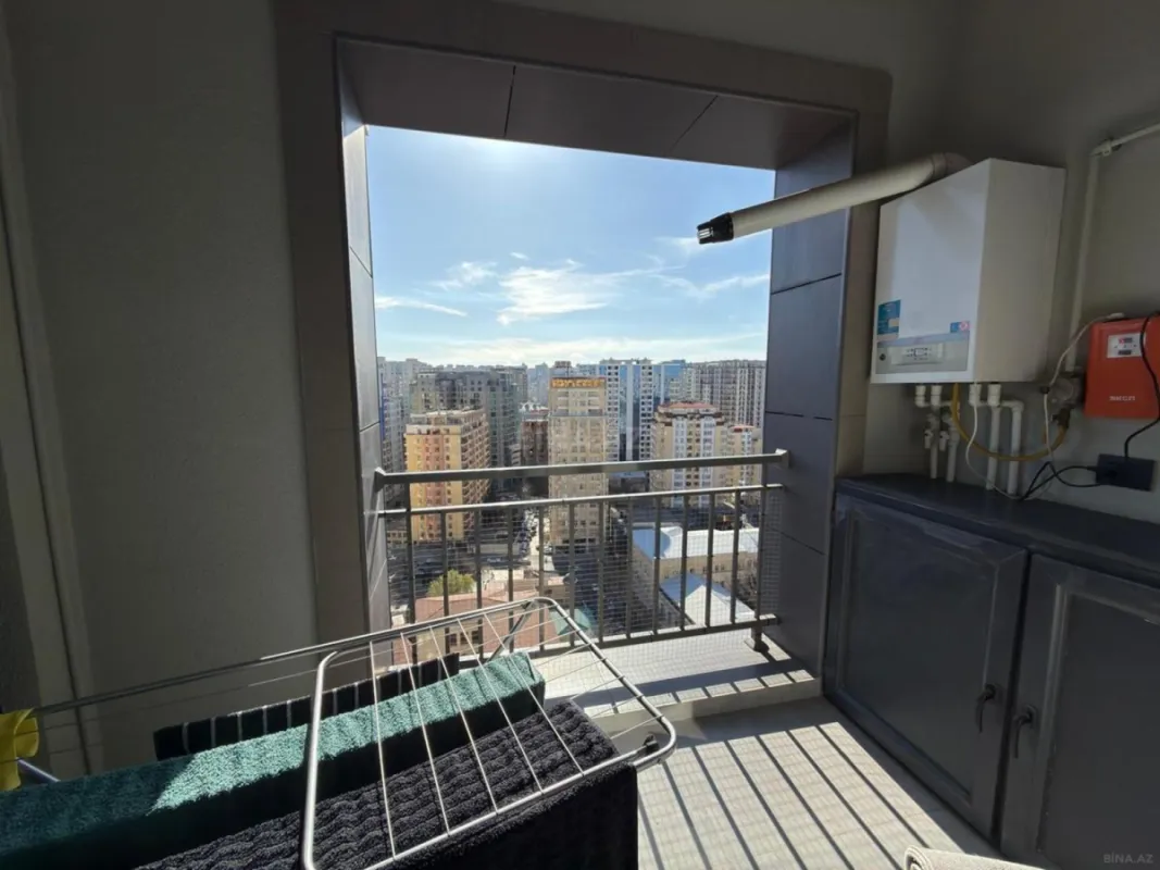 Kirayə verilir 2 otaqlı mənzil 75 m²