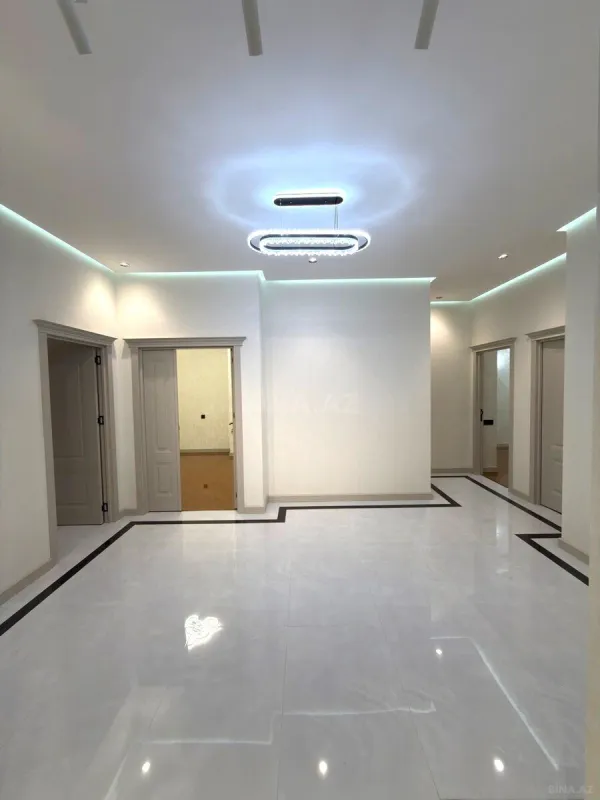 Satılır 3 otaqlı mənzil 150 m²